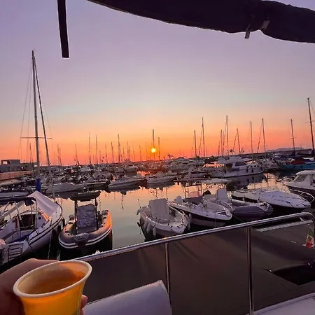 بوتيل Giorgia House Boat باليرمو