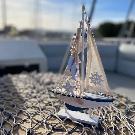 Bateau-hôtel Giorgia House Boat *